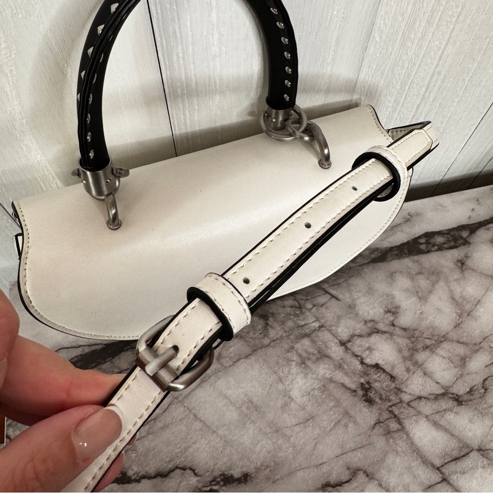 Sam Edelman Diane Half Moon Bag - Picture 4 of 11